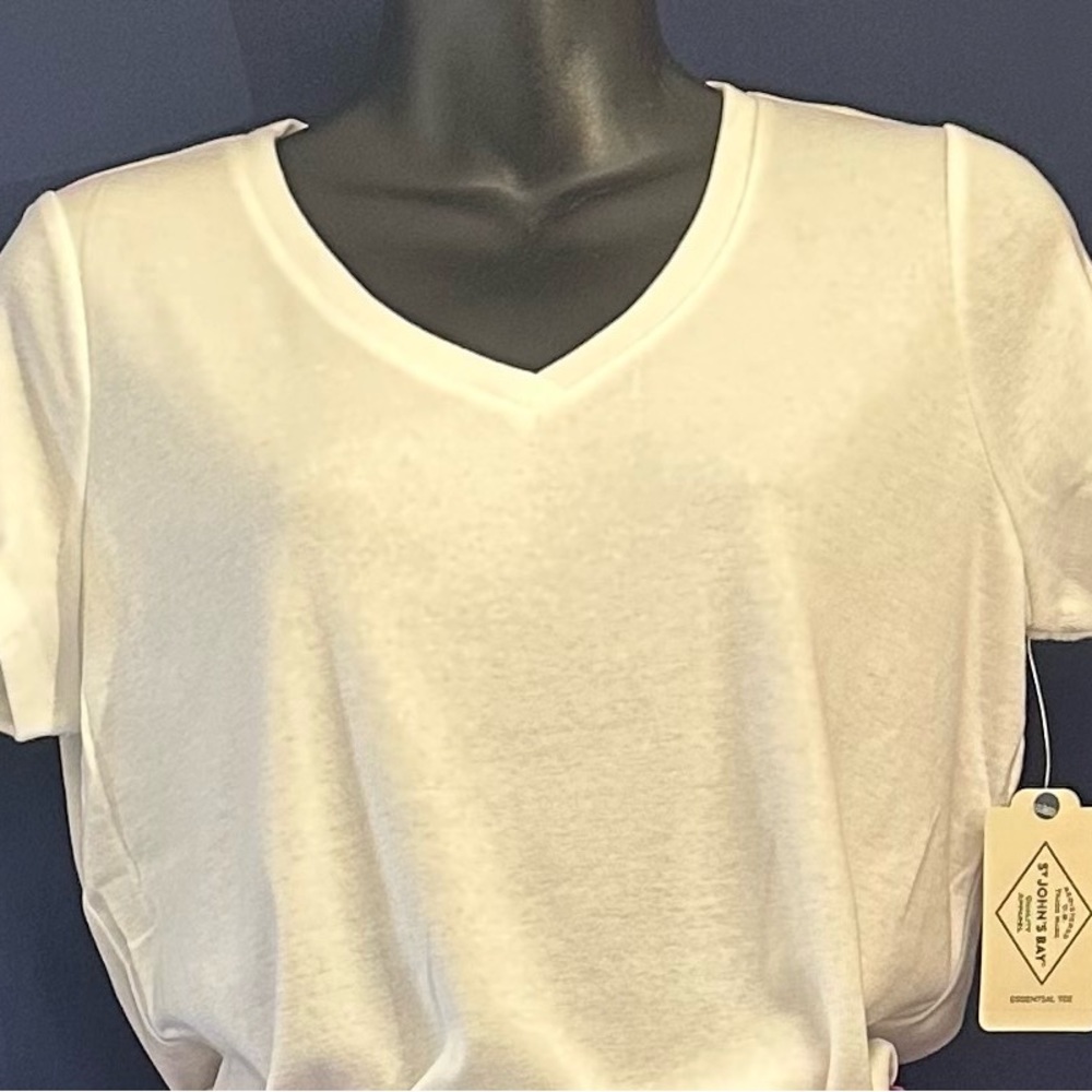 St. John's Bay White Fitted Short Sleeve T-Shirt